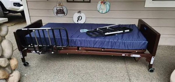 Medline basic homecare electric bed