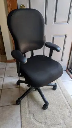 Knoll RPM ergonomic desk chair computer chair