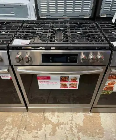 New Frigidaire Gas Slide-in Range