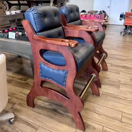 Mikhail Darafeev Mann Theater Chair Set