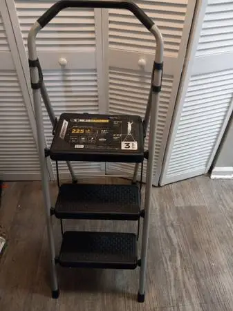 Step-Up Ladder
