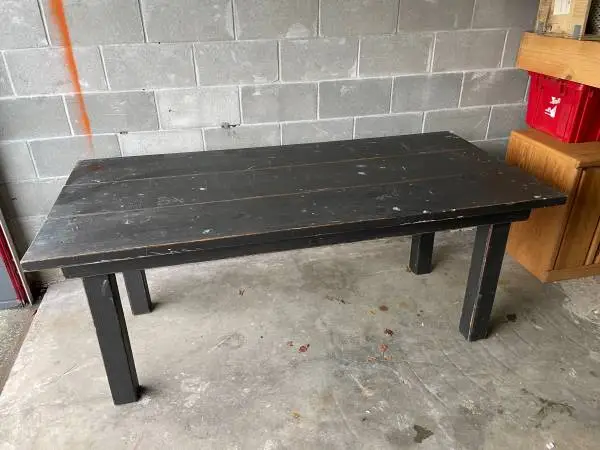 Solid Wood Dinning Table -( size: 72x 34x 30in high )- Used