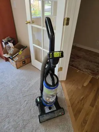 BISSELL CleanView Swivel Rewind Pet Upright Vacuum - Model 2490