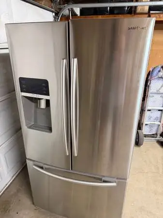 Samsung refrigerator delivered