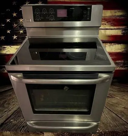 LG Electric Glasstop Stove. Stainless. Works great. Free delivery