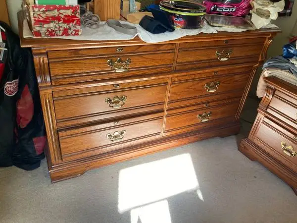 Bedroom sets