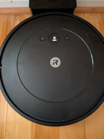 iRobot Roomba Robot Y014020 Vacuum and Mop Combo