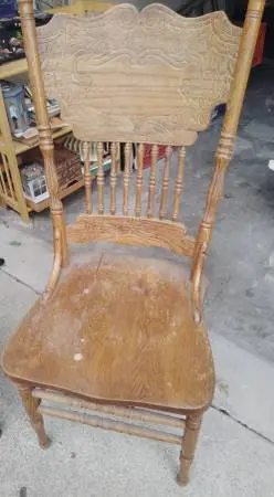 Vintage Oak Spindle Chair
