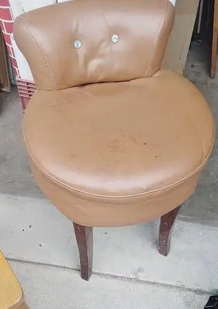 Vintage Mid-century Chair - Tan