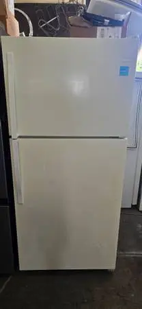 WHIRLPOOL 17 CU.FT REFRIGERATOR 3 MONTHS WARRANTY N DELIVERY