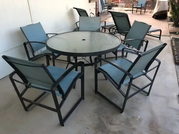 Patio furniture set, 10 piece