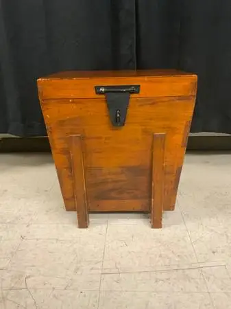 Small chest