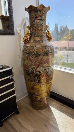 Massive 5-Foot Vintage Royal Satsuma Style Palace Floor Vase – 60 Chi