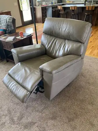 Recliner Leather