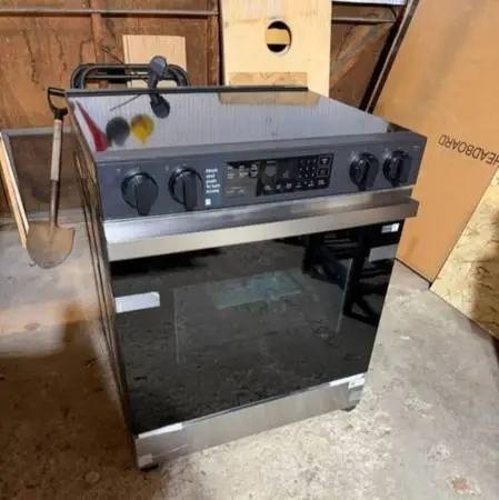 Samsung Bespoke electric range.
