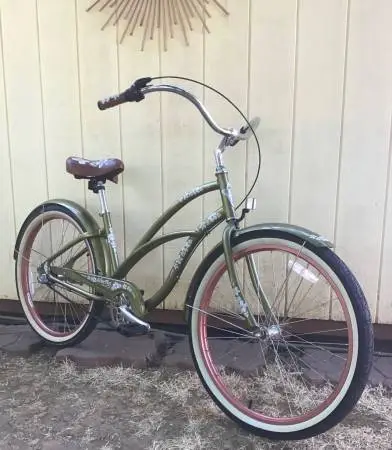 Women’s Electra 3sp. beach cruiser bicycle