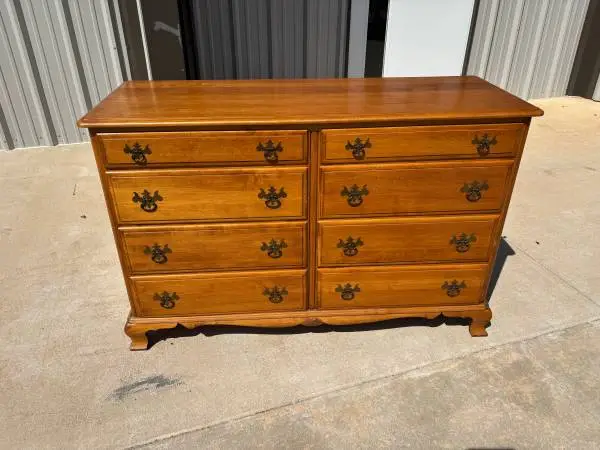 Exquisite Antique Sturdy Solid Rock Maple 8 Drawer Dresser