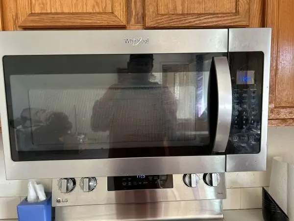 Microwave- Excellent condition