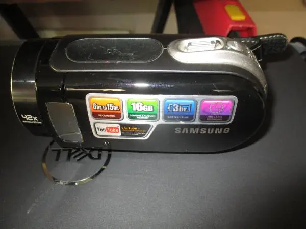 SAMSUNGSMX-F3BN CAMCORDER