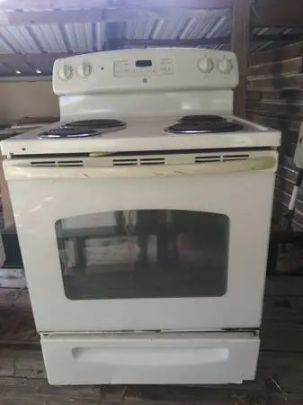 GE Coil Top Range