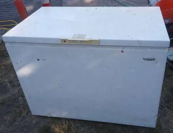 WHIRLPOOL CHEST FREEZER WORKS GREAT. 46 WIDE X 28 DEEP X 34 TALL. $100