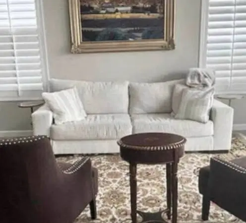Living Room or family room couch/Sofa great Condition