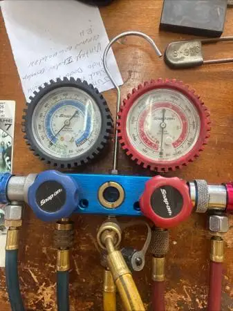SNAP ON DUAL REFRIGERANT MANIFOLD TEST GUAGE R12/R134a