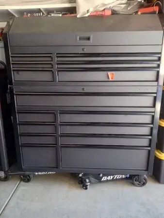 HUSKY TOOL BOX