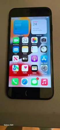 iPhone 7 – 32GB – Verizon Unlocked – Good Condition
