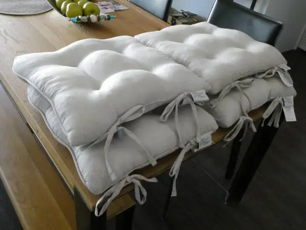 Patio chair seat cushions