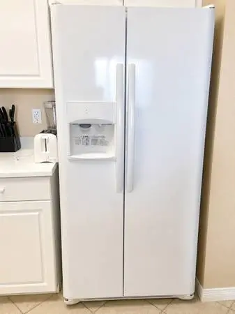 Fridge stove dishwasher and microwave