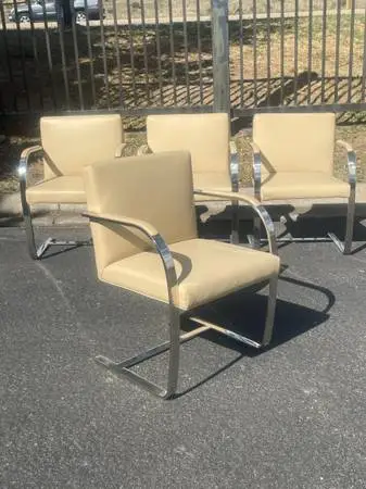 4 (flat bar) Brno Chairs