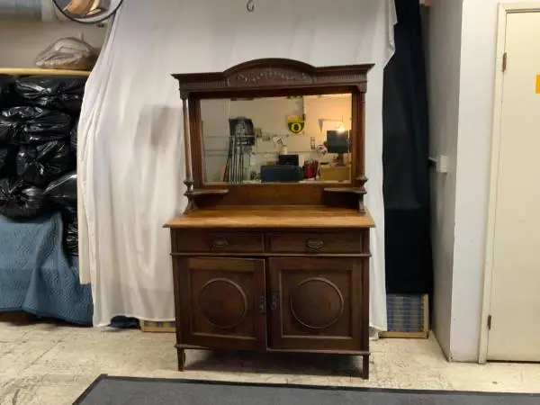 Early American buffet