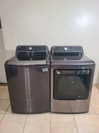Beautiful LG Washer And Electric Dryer Free deliver and install 6 Month Warranty