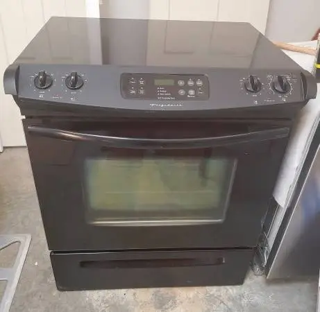 30 Frigidaire Slide-In 4.2 cu ft Electric Range Stove Bakes True!