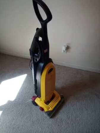 Vacuum Carpet Pro heavy duty