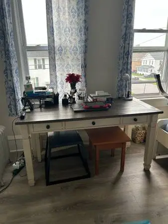 Ashley Bolanburg desk