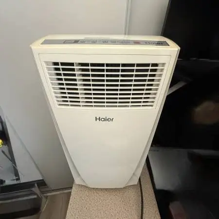 LikeNEW Haier Portable AC Air Conditioner Remote Window exhaust hose k