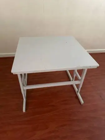 Small Student Desk/Table