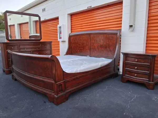 King size bedroom set with boxspring