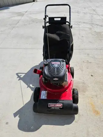 Craftsman yard vacuum 21 in READ AD FCFS NO HOLDS UNLESS ON YOUR WAY