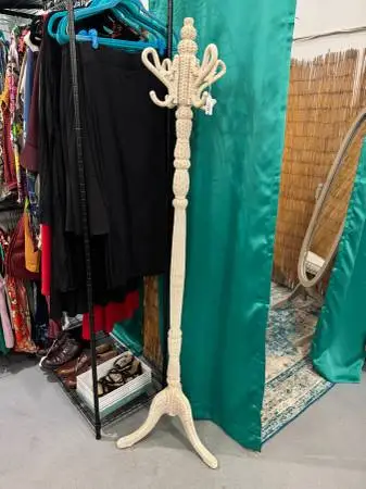 Vintage White Wicker Coat Rack