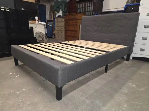Modern Gray Tufted Upholstered Queen Size Platform Bed Frame