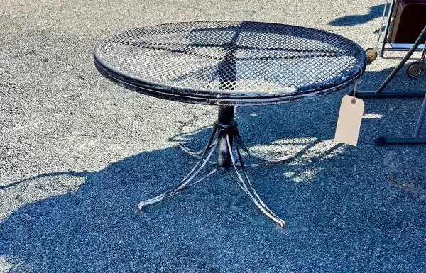 Mid Century Modern Homecrest Patio Table low version