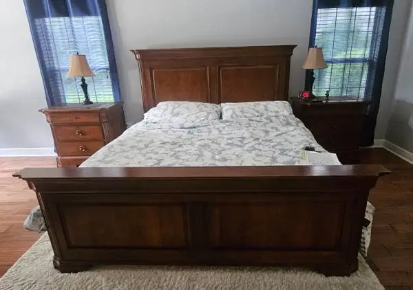 King bed, dresser, and 2 night stands from main bedroom (Stanley)