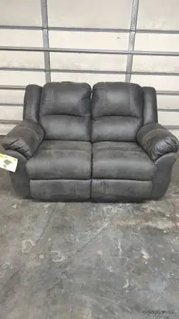Loveseat Dual reclining