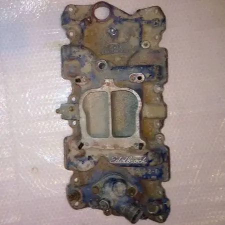 Chevy S.B. intake manifold