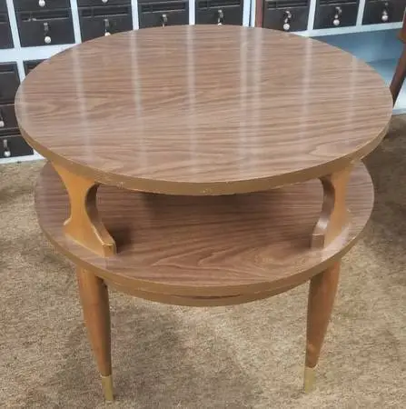 Mid Century End Table / Side Table
