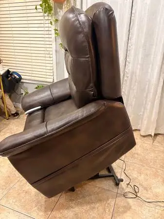 Lifting/ recliner chair