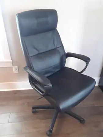 OFFICE CHAIR